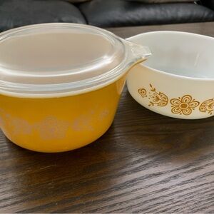 Pyrex Yellow and White Floral Dinnerware Set